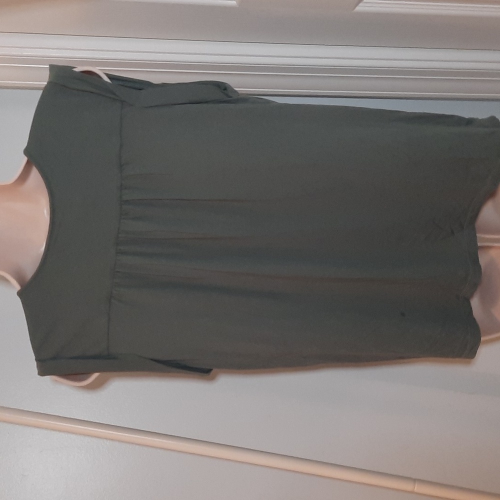 LOFT Olive Green Loose Tank sz Large - Picture 4 of 4